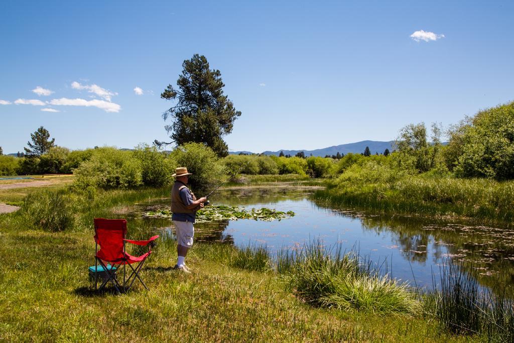 Bend-Sunriver Camping Resort Two-Bedroom Cabin 7 외부 사진
